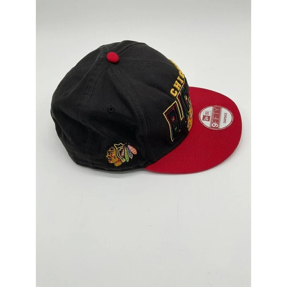 New Era 9Fifty Chicago Blackhawks Snapback Hat Raised Embroidery Logo OSFM